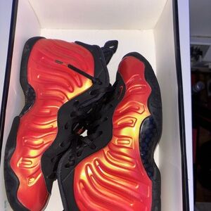 Nike Kids Sneakers - Red and Black